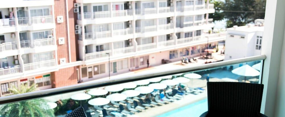 Фото GrandBlue Resort