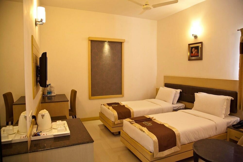 Фото Hotel Prince Gardens