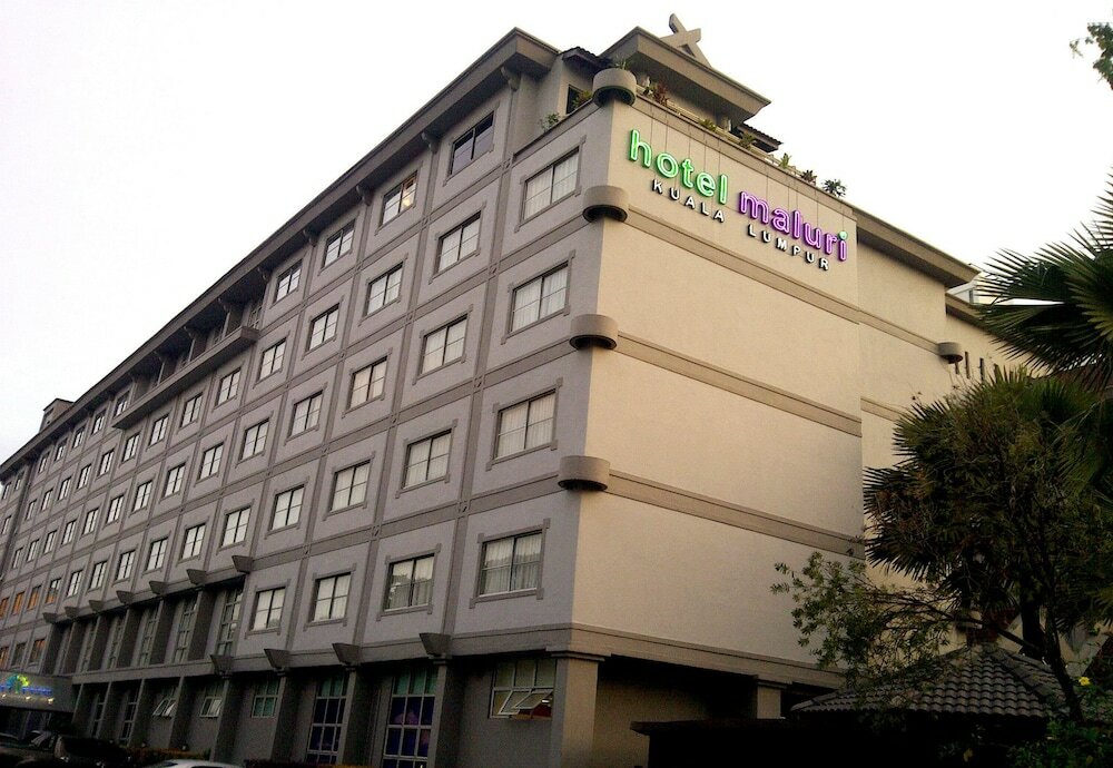 Фото Hotel Maluri