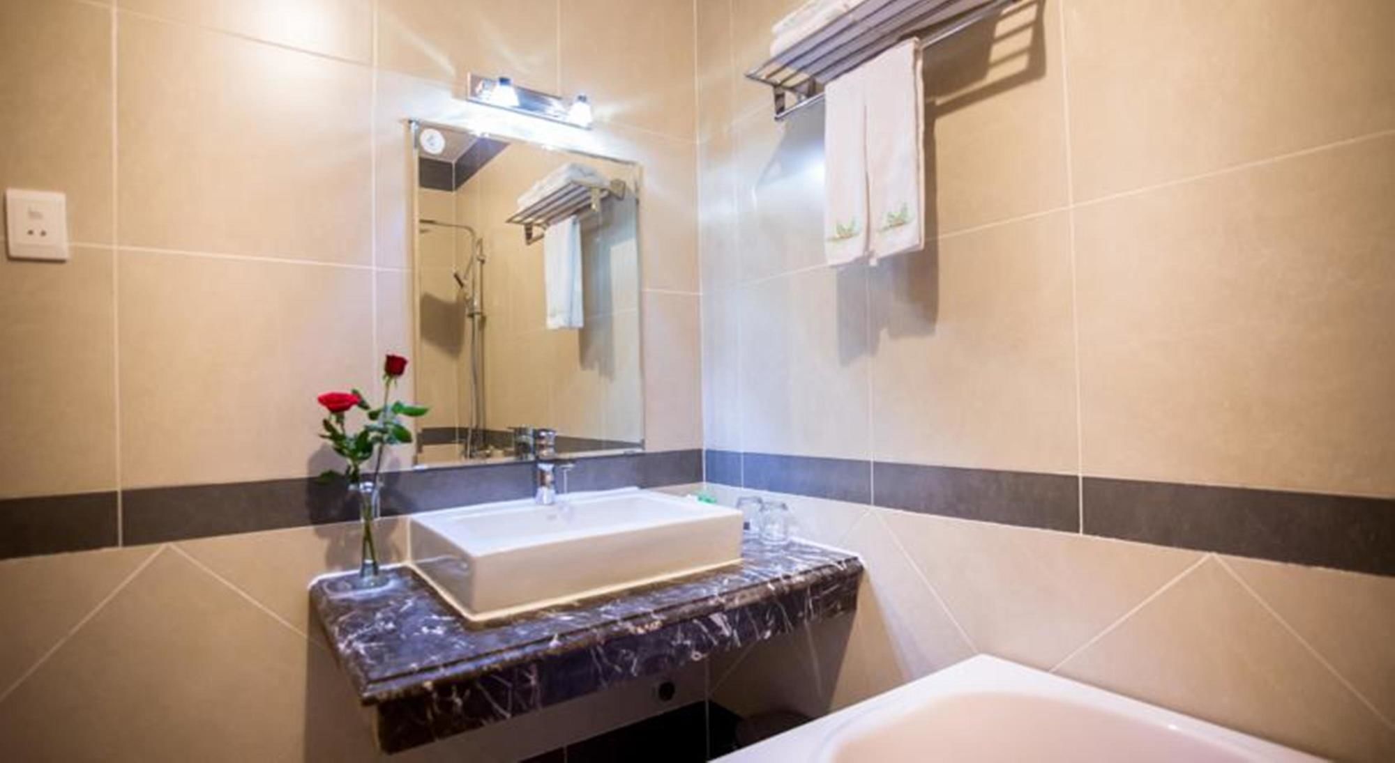 Фото Saigon Night Hotel