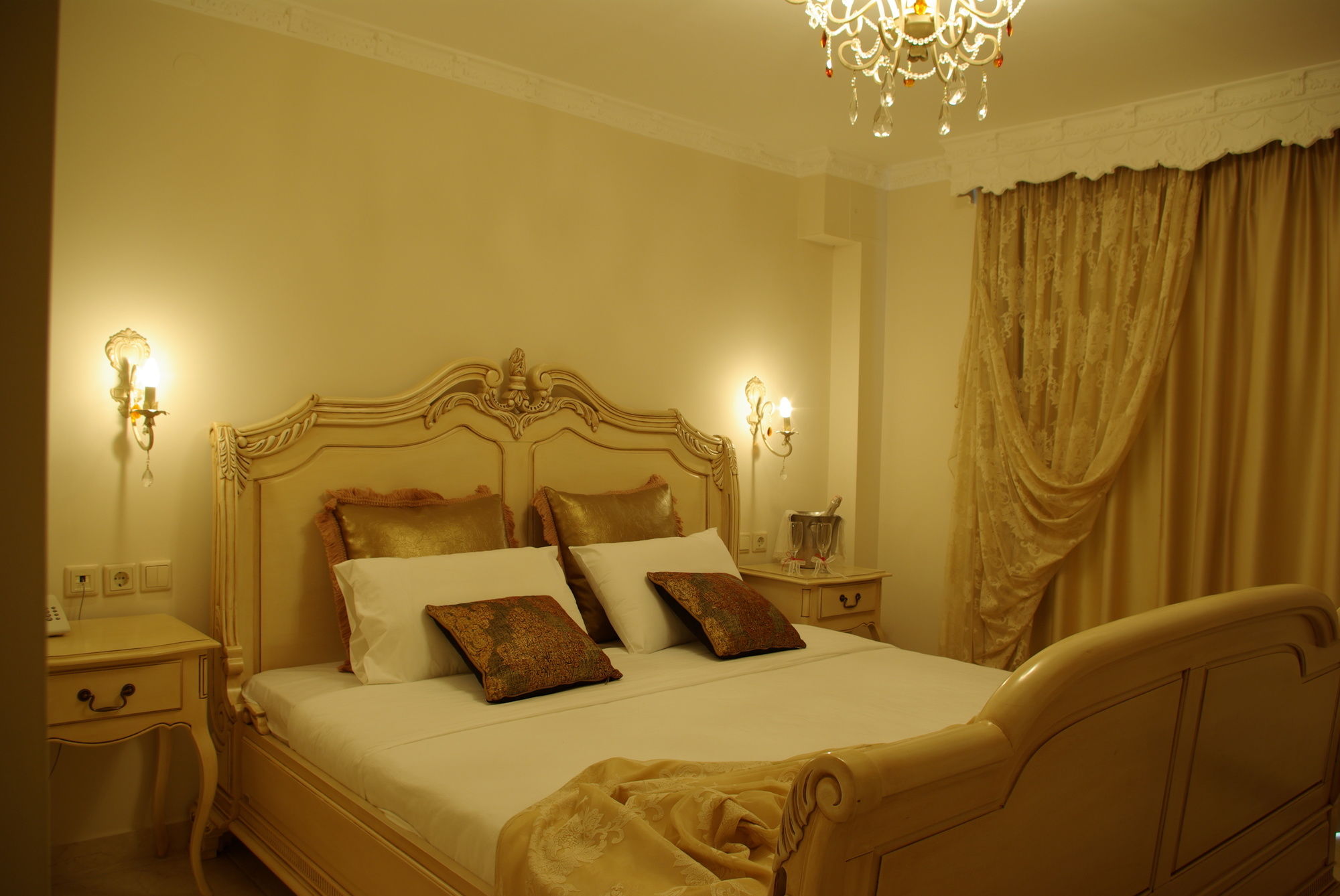 Фото Parthenon Art Hotel