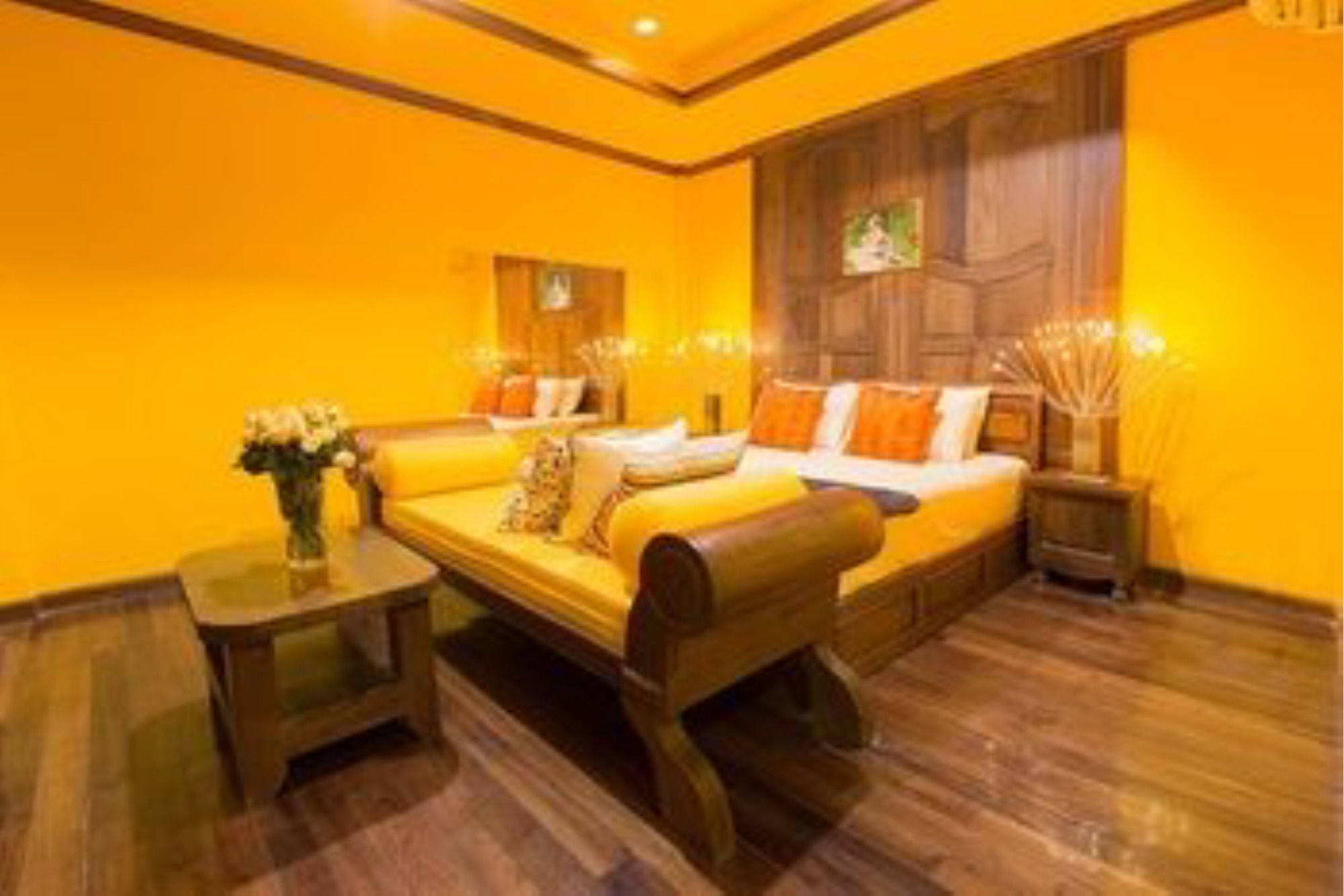 Фото S48 Hotel