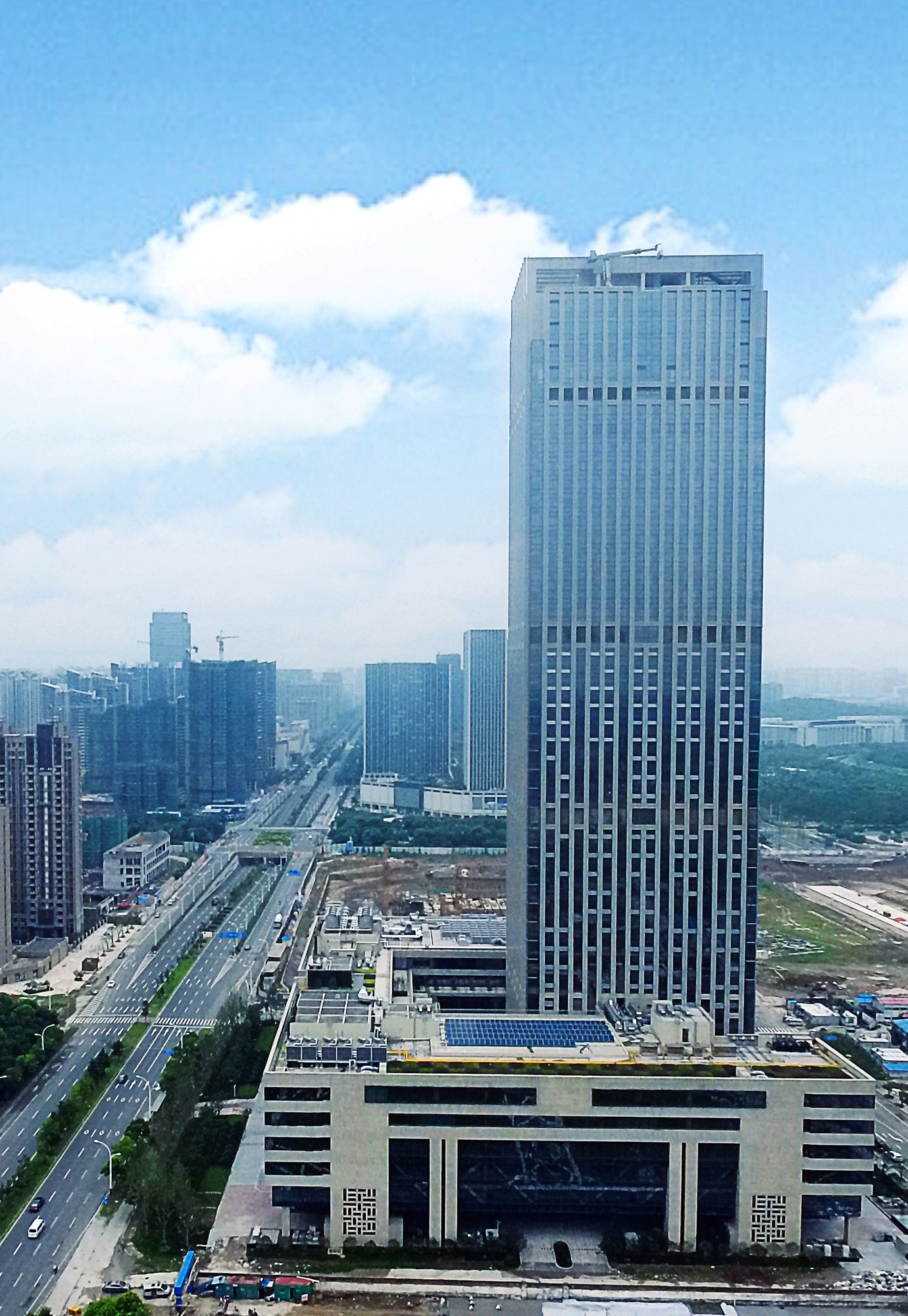 Фото Hualuxe Wuxi Taihu, an Ihg Hotel