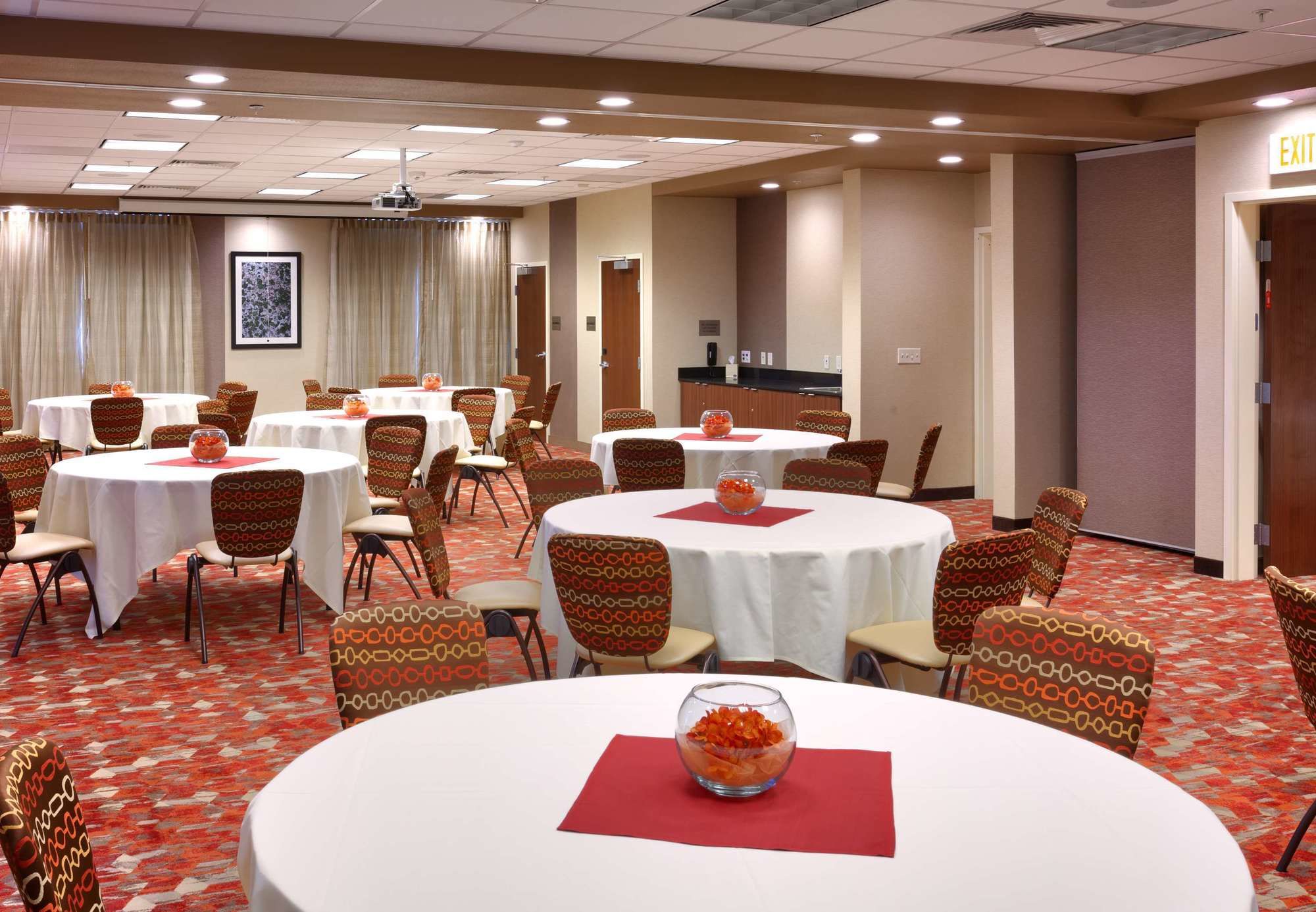 Фото Fairfield Inn & Suites by Marriott Salt Lake City Midvale