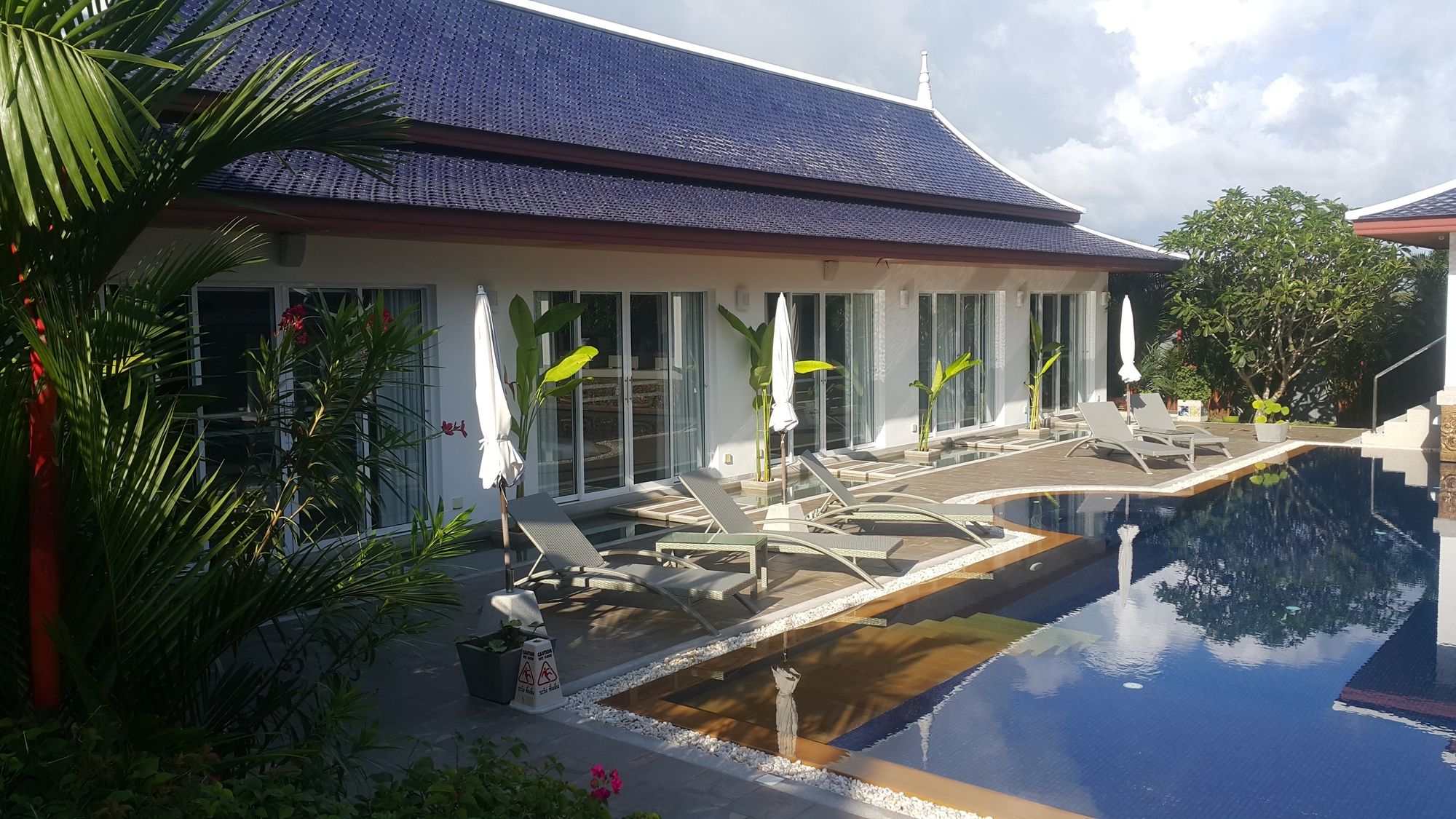 Фото Blue Dream Villa