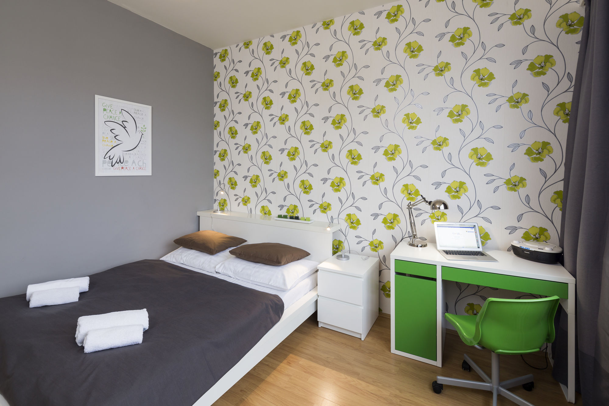 Фото New Town - Apple Apartments