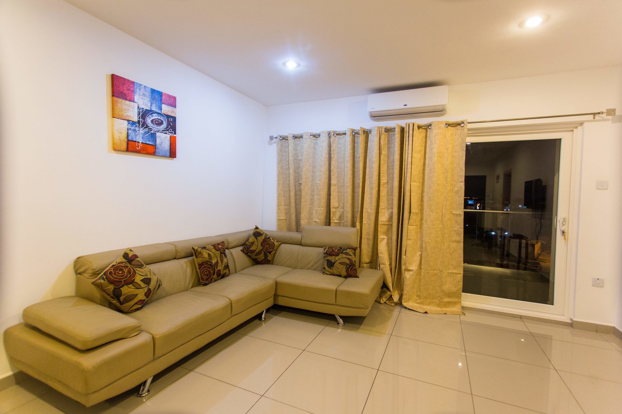 Фото Accra Luxury Apartments