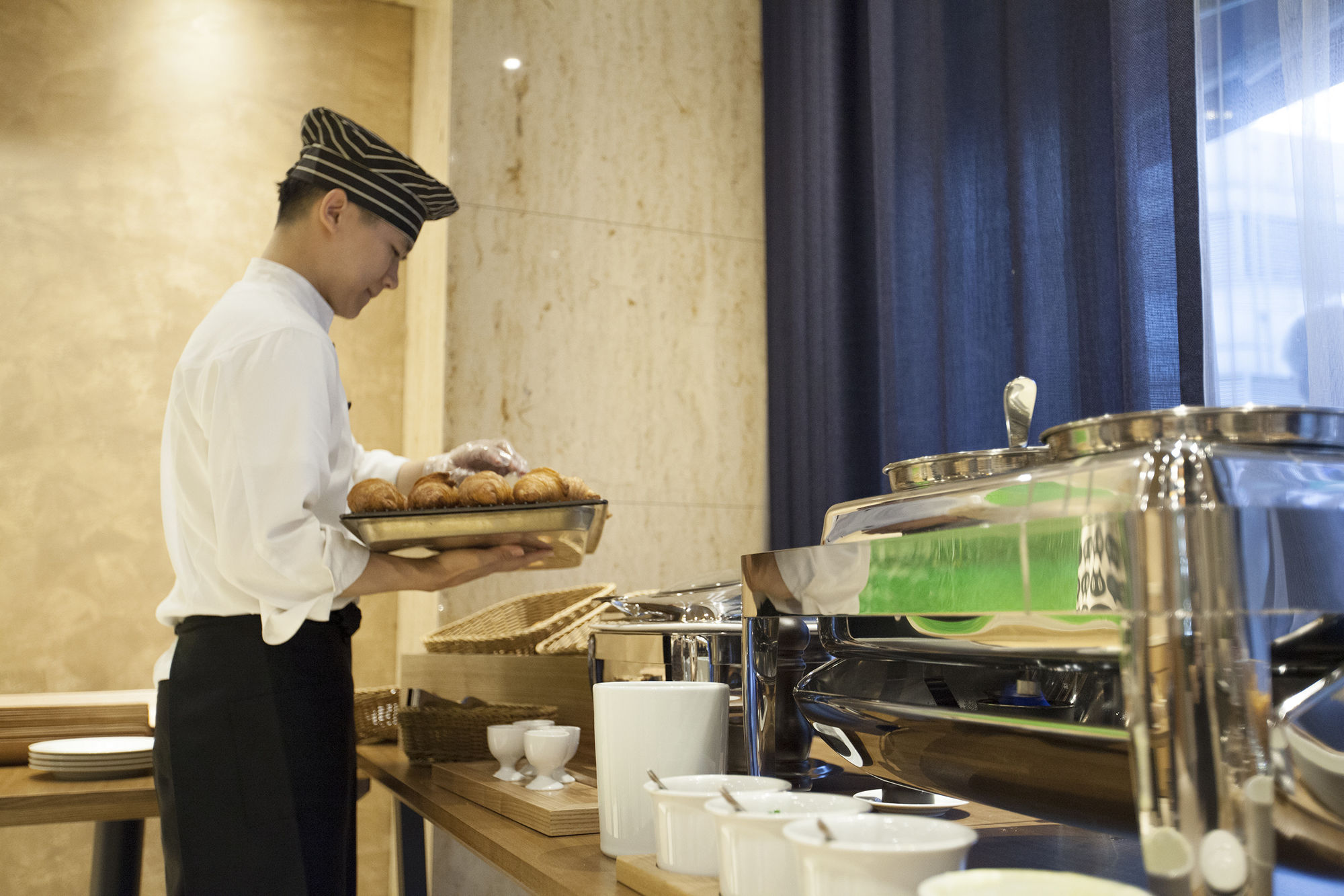 Фото Acube Hotel