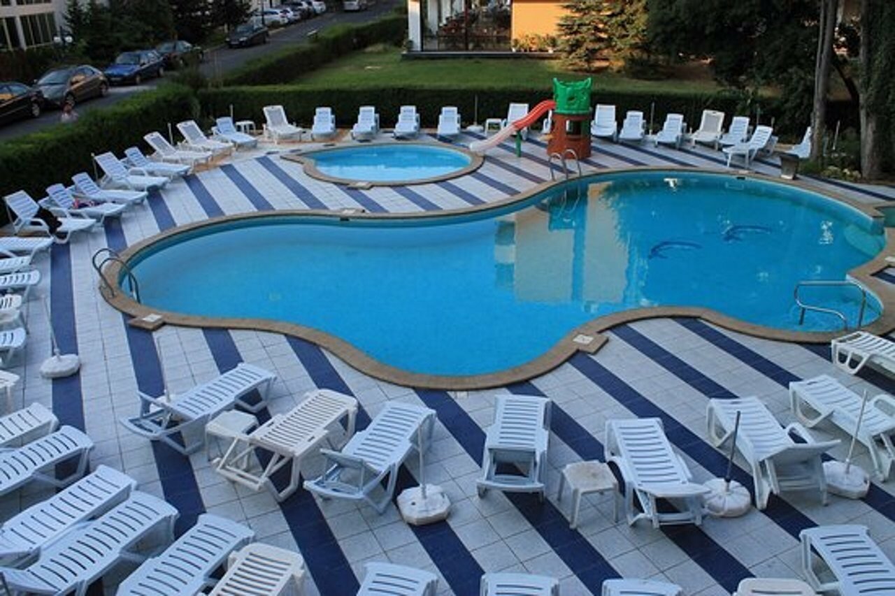 Фото Hotel Kalofer