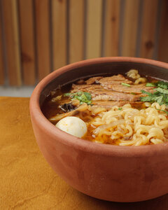 Plovo (Tole Bi Street, 106), cafe