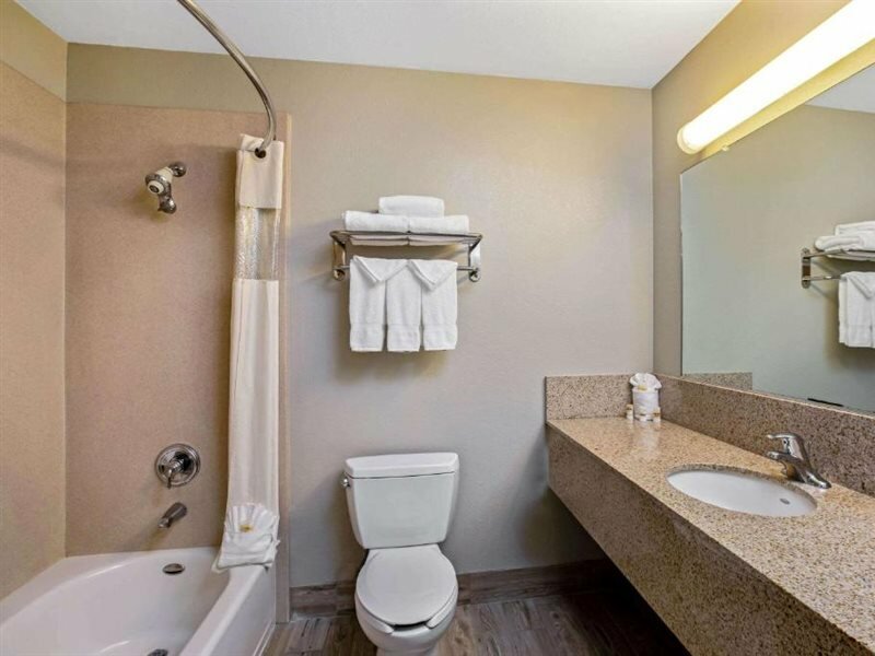 Фото La Quinta Inn & Suites by Wyndham Manteca - Ripon