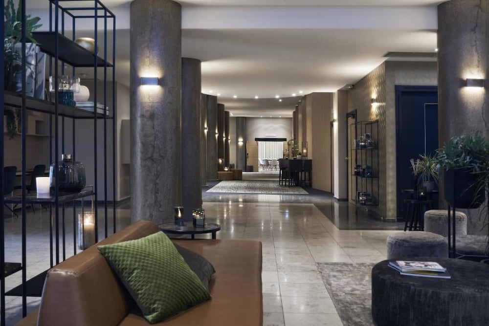 Фото 196630641374