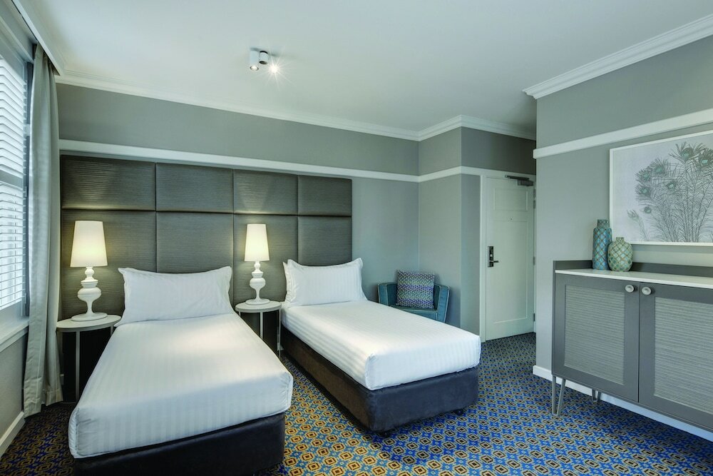 Фото Hotel Kurrajong Canberra