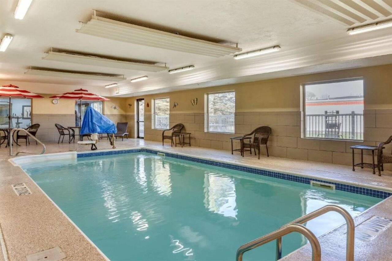 Фото Comfort Inn And Suites Paw Paw