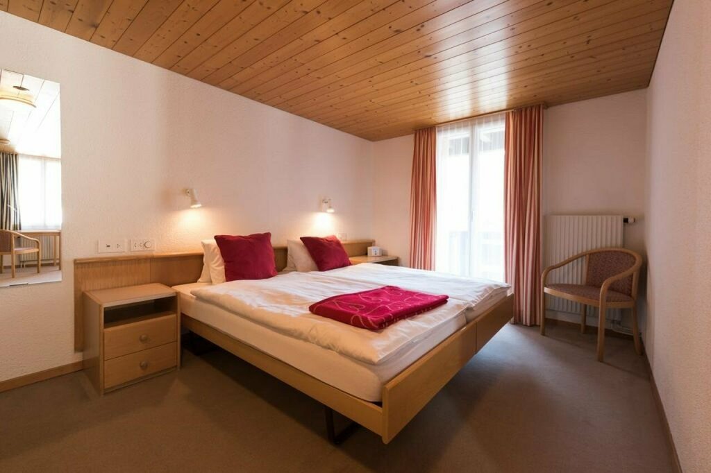 Hotel Hotel Blümlisalp, Kandersteg, photo