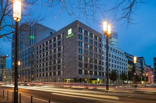 Внешний вид отеля Holiday Inn Frankfurt - Alte Oper Hotel в Франкфурте-на-Майне, фото 1