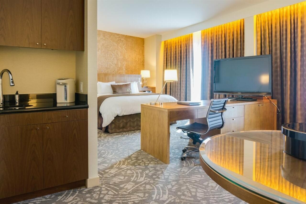 Фото Miyako Hybrid Hotel Torrance