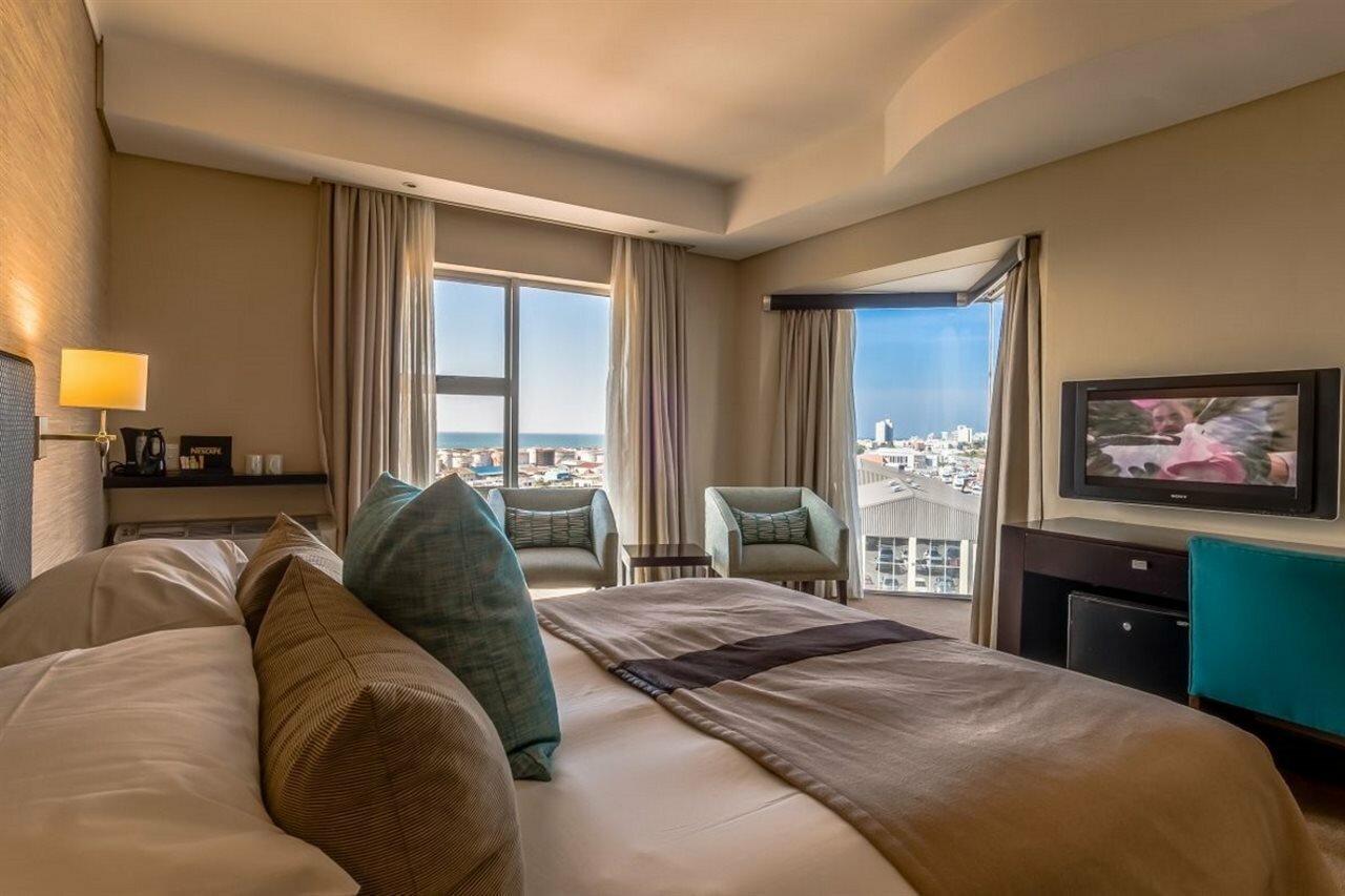 Фото The Paxton Hotel