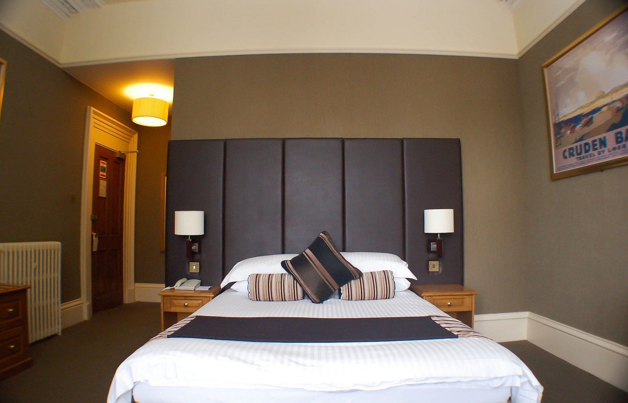 Фото The Dutch Mill Hotel