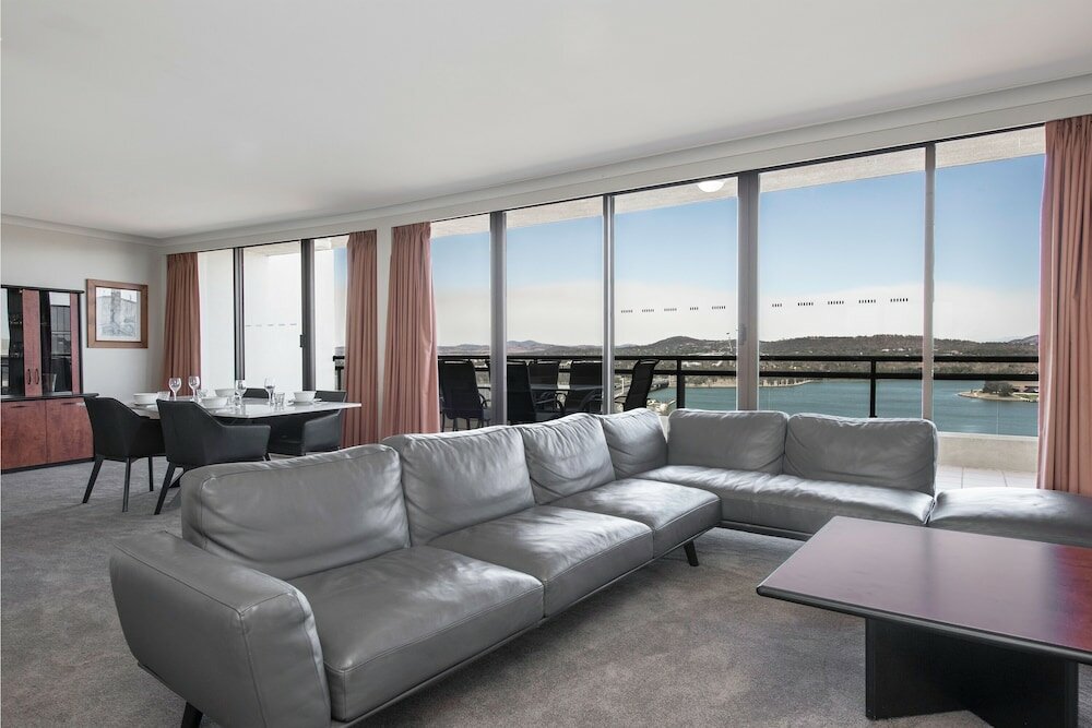 Фото BreakFree Capital Tower