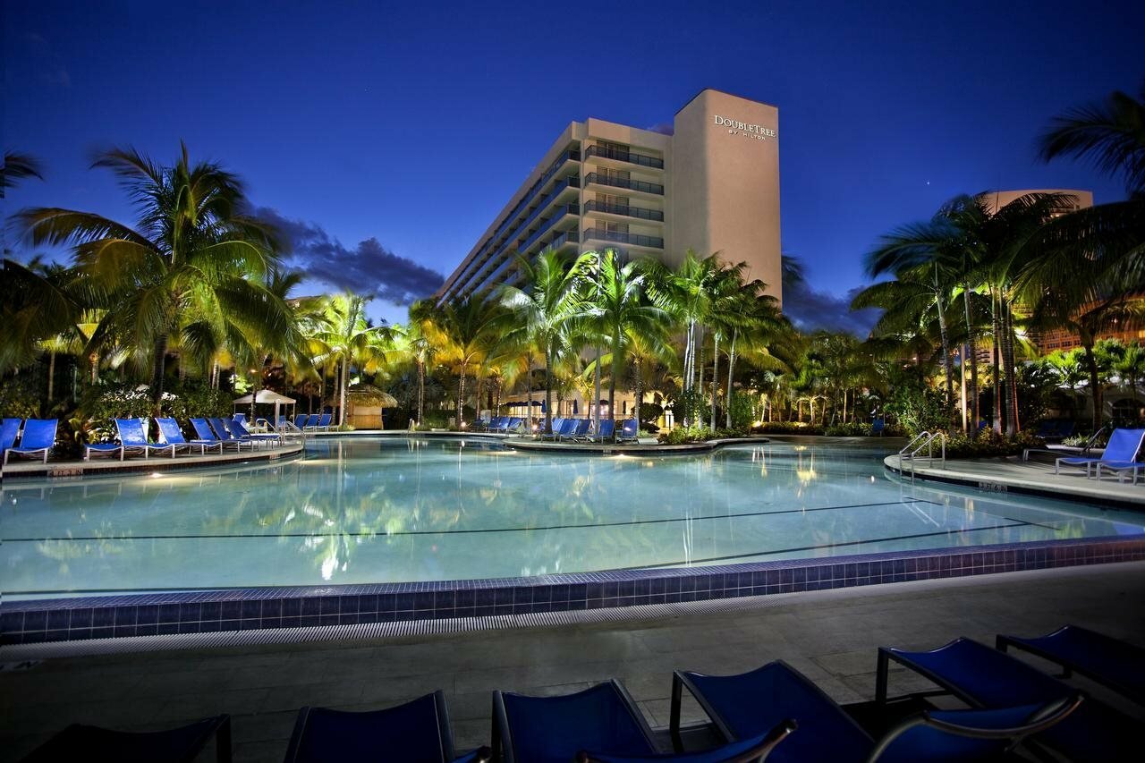 Фото DoubleTree Resort by Hilton Hollywood Beach