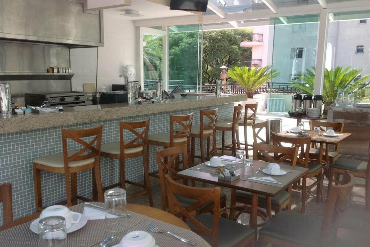 Фото Upper Hotel