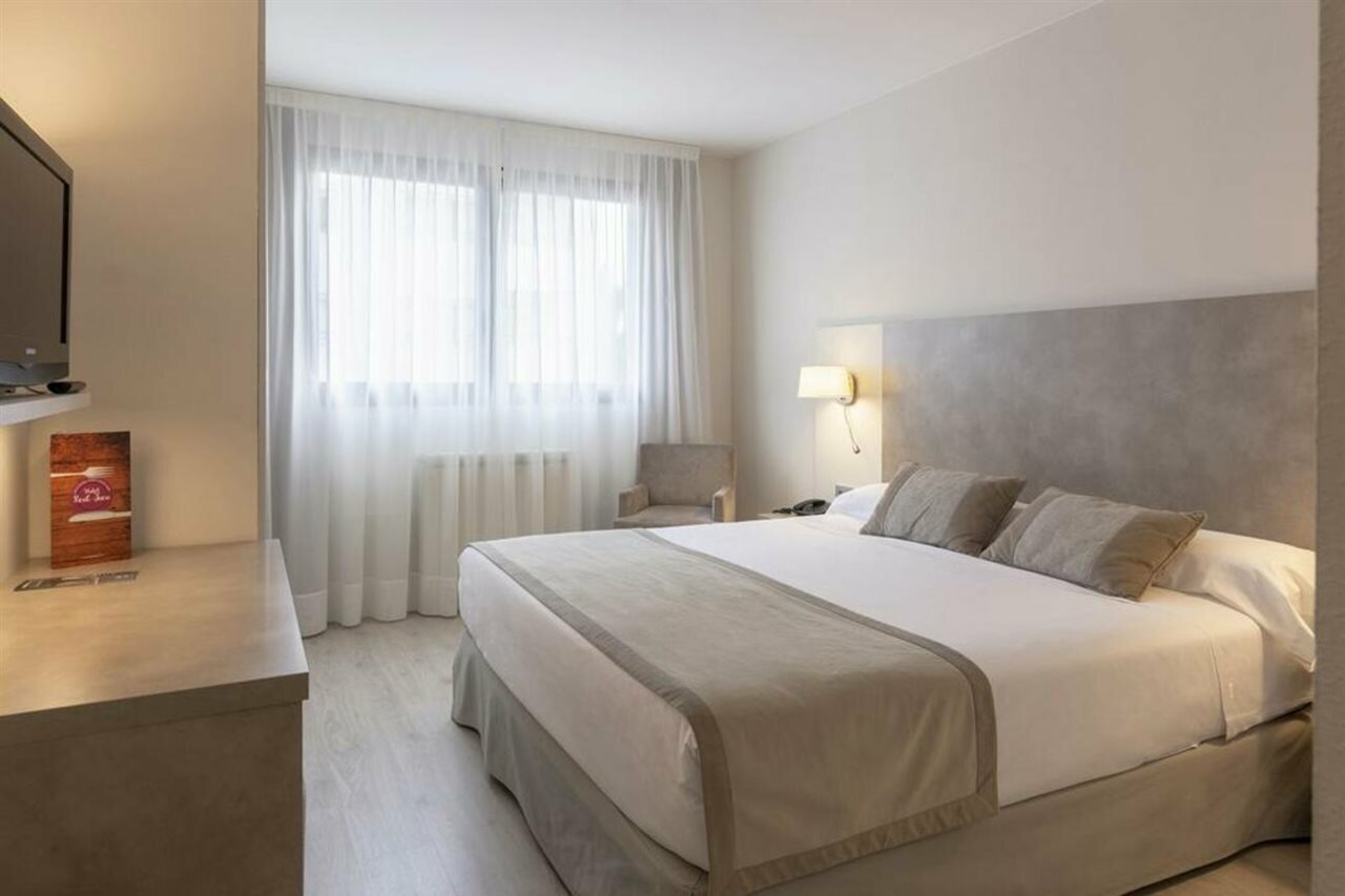 Фото Hotel And SPA Real Jaca