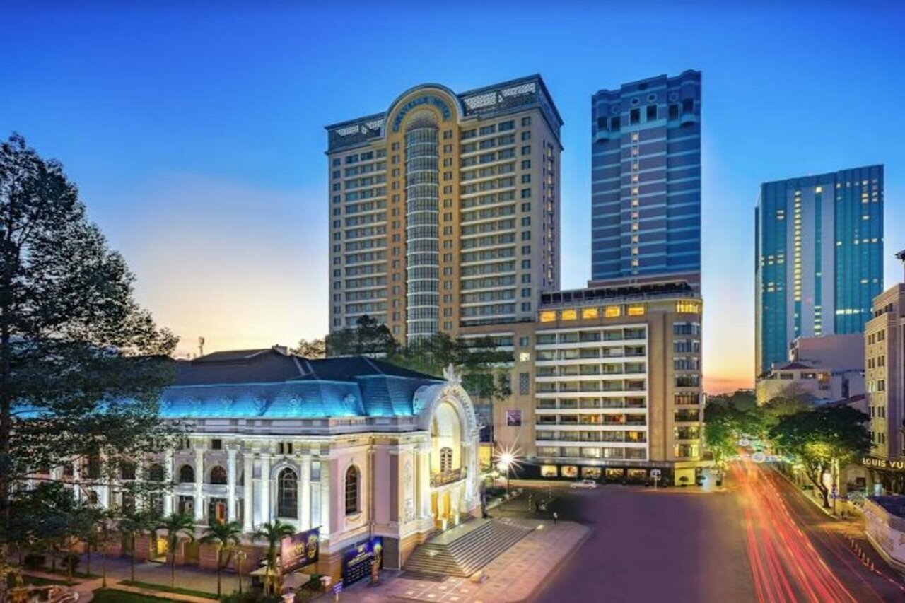 Фото отеля 1