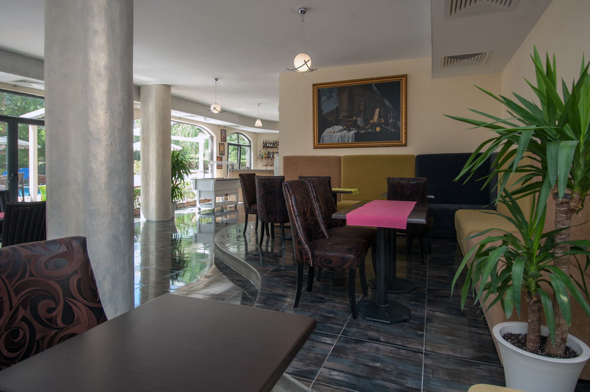 Фото Mariner's Suites