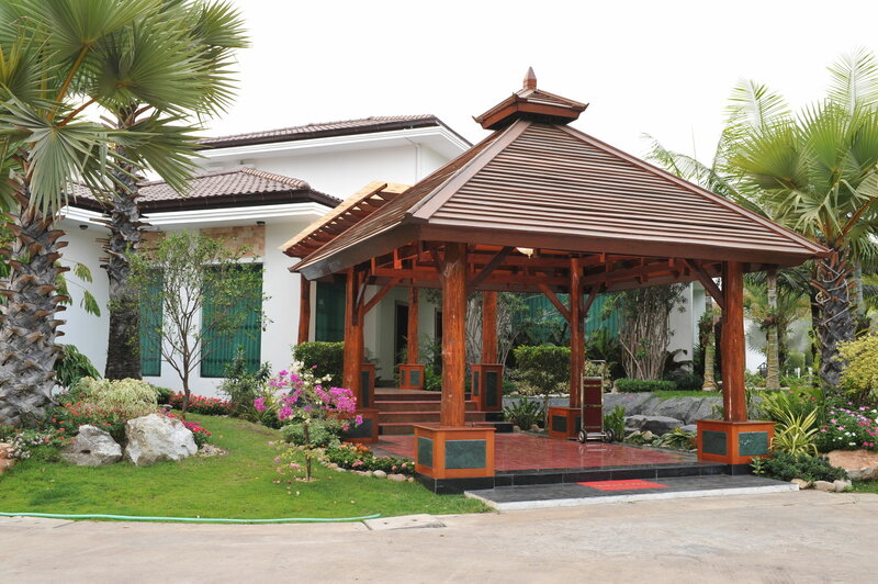 Гостиница Palm Spring Resort & SPA в Янгоне