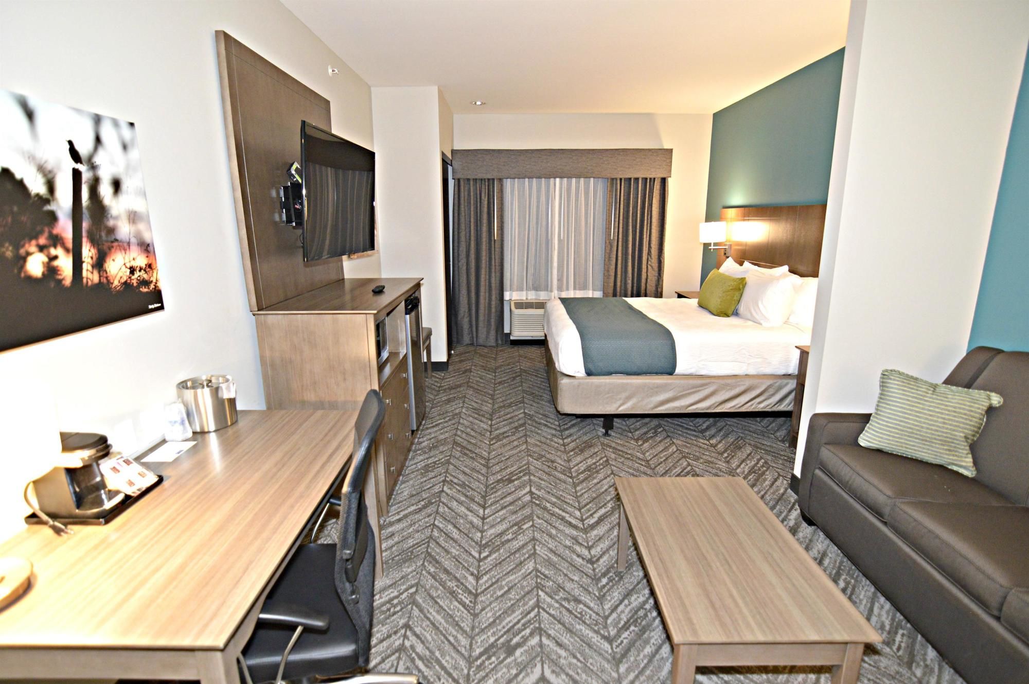 Фото Best Western Plus Bolivar Hotel & Suites