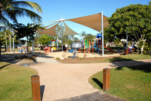 Гостиница Noosa Village River Resort