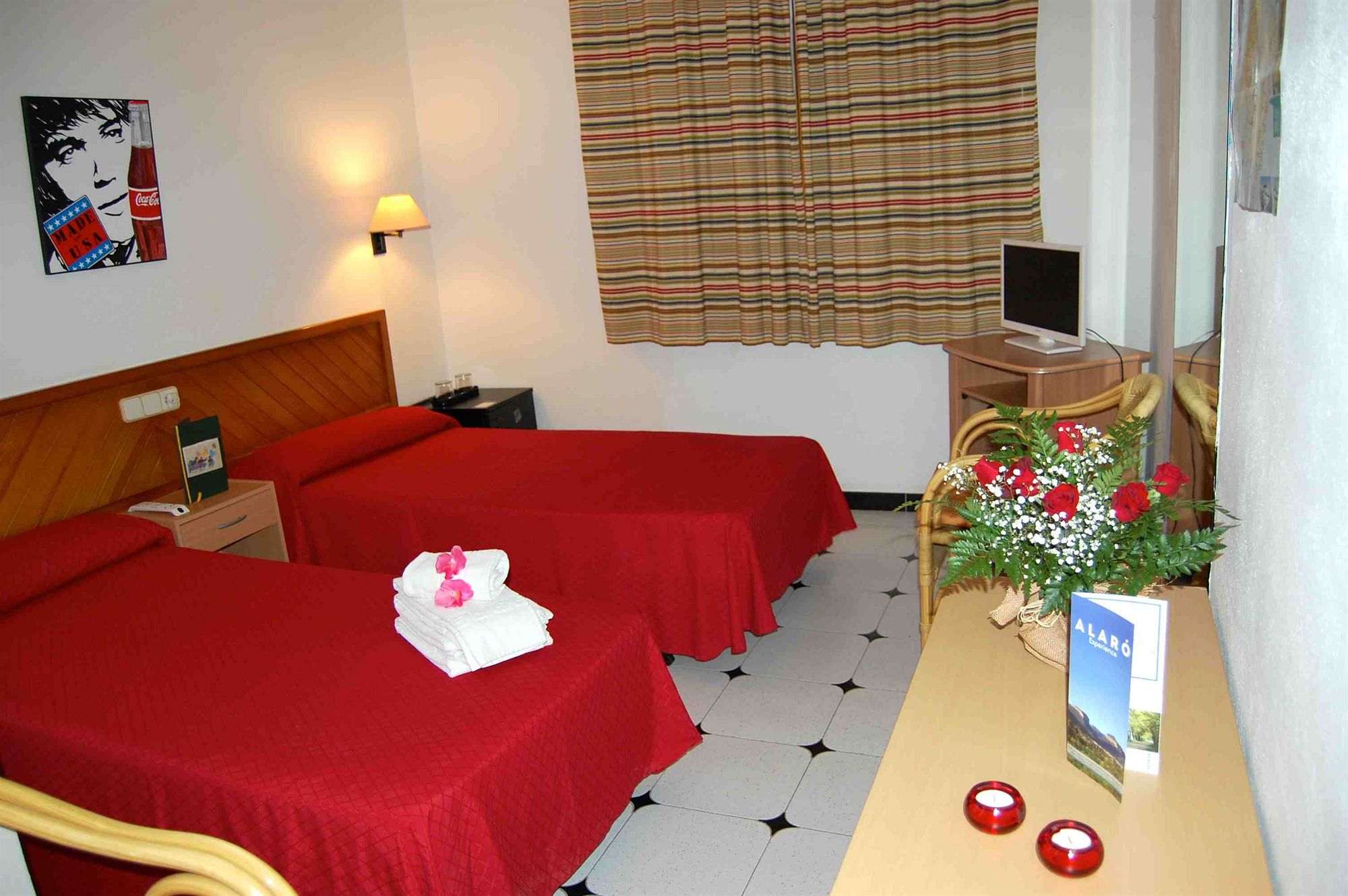 Фото Hostal Ca'n Tiu