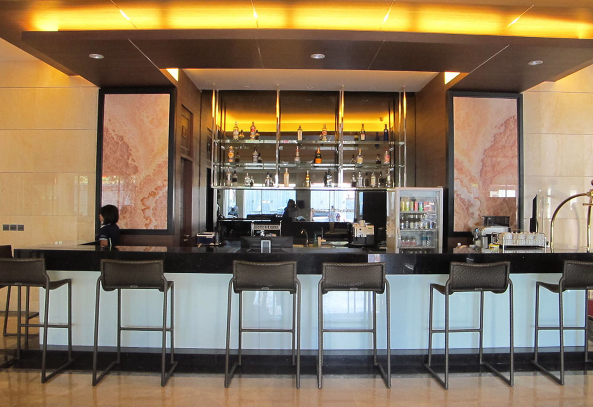 Фото March Hotel Pattaya