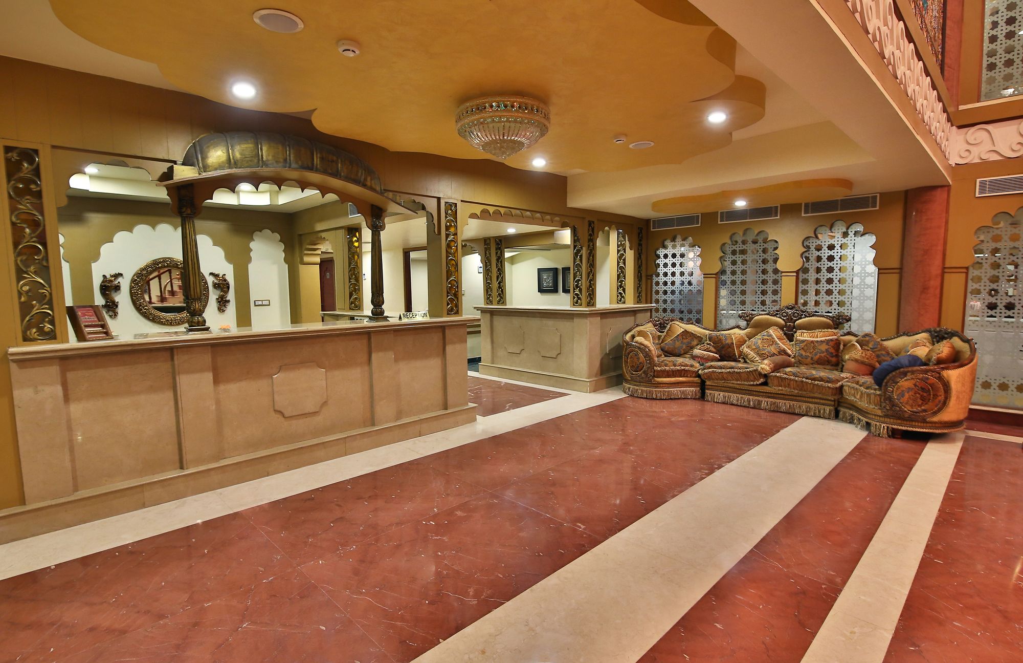 Фото Chokhi Dhani The Palace Hotel