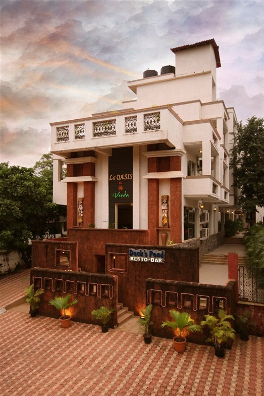 Фото отеля 2