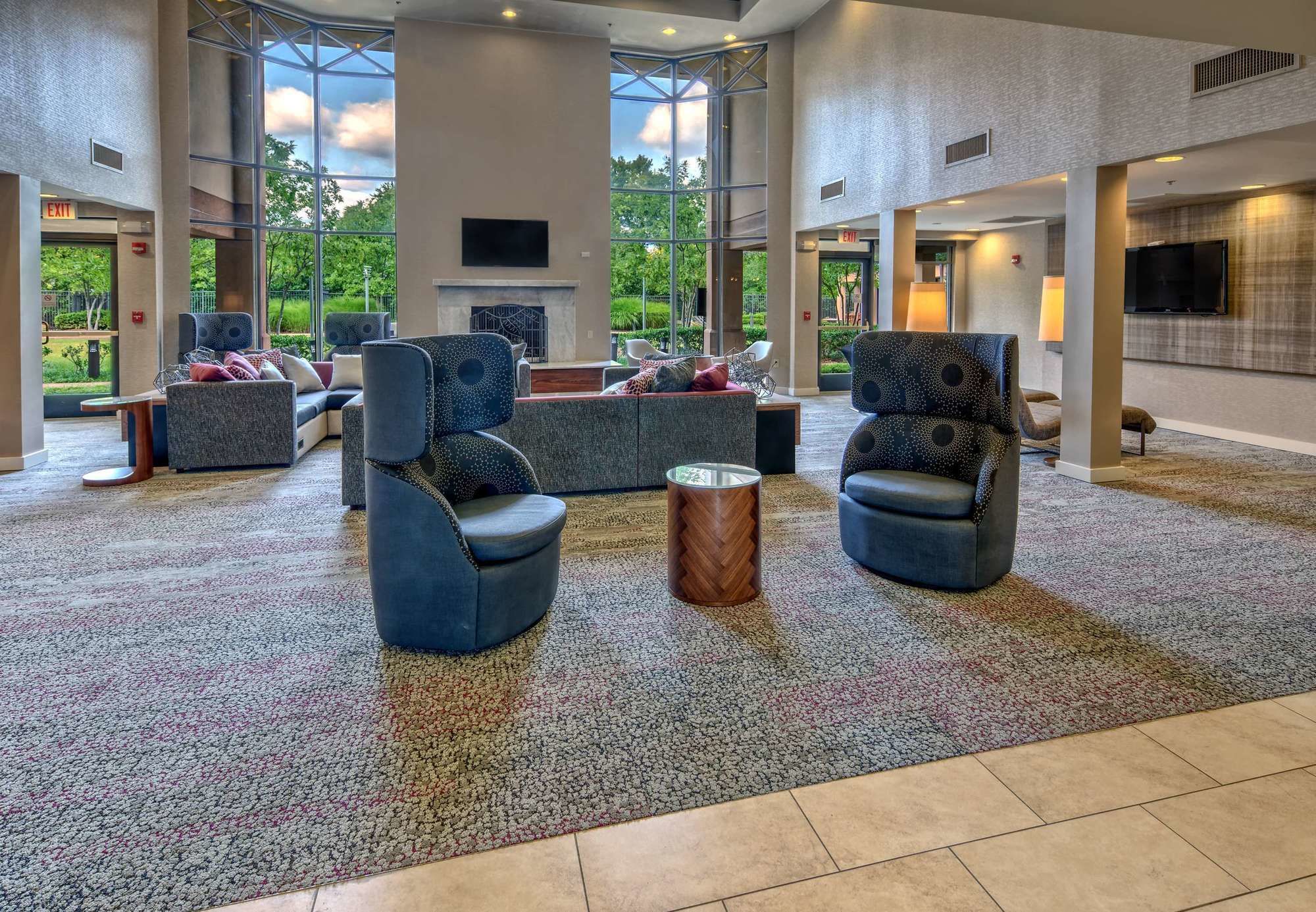 Фото Courtyard by Marriott Springfield