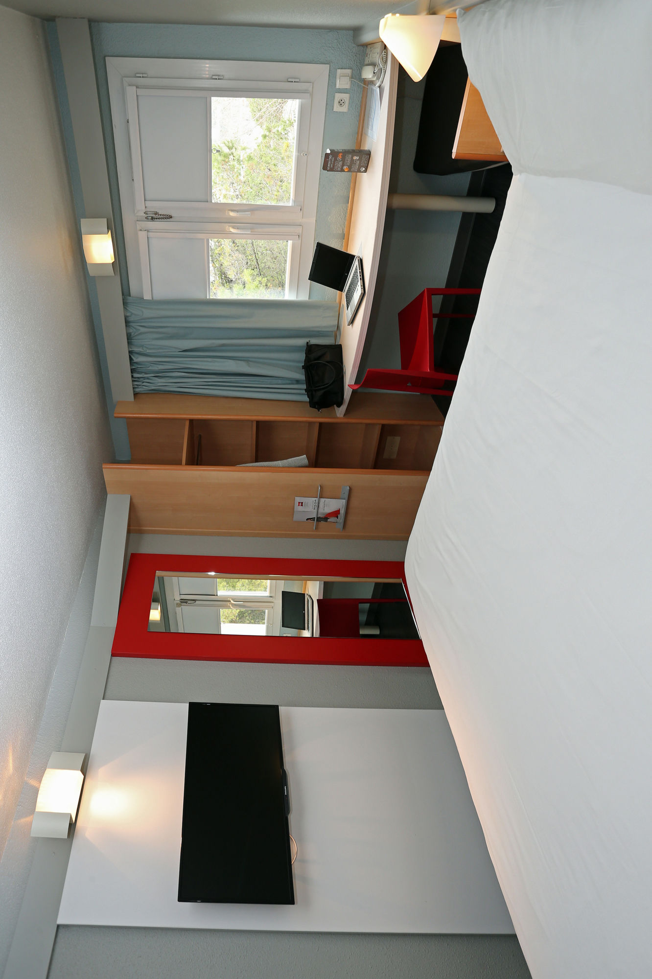 Фото Ibis Nimes Ouest