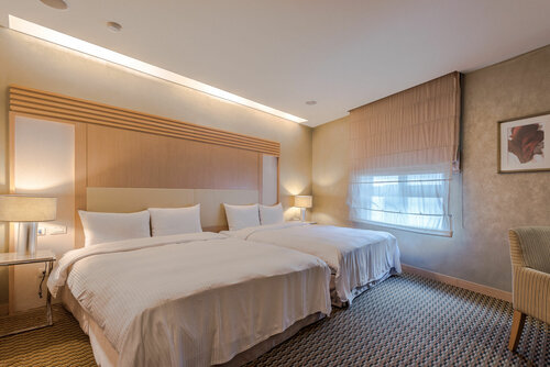 Гостиница New California Hotel