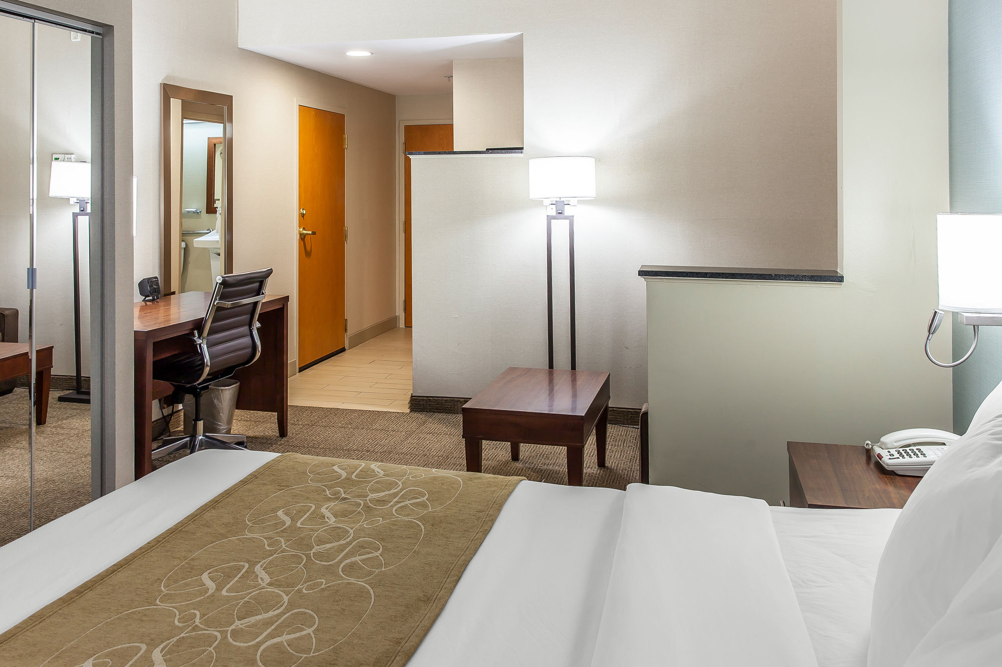 Фото Comfort Suites Ocean City