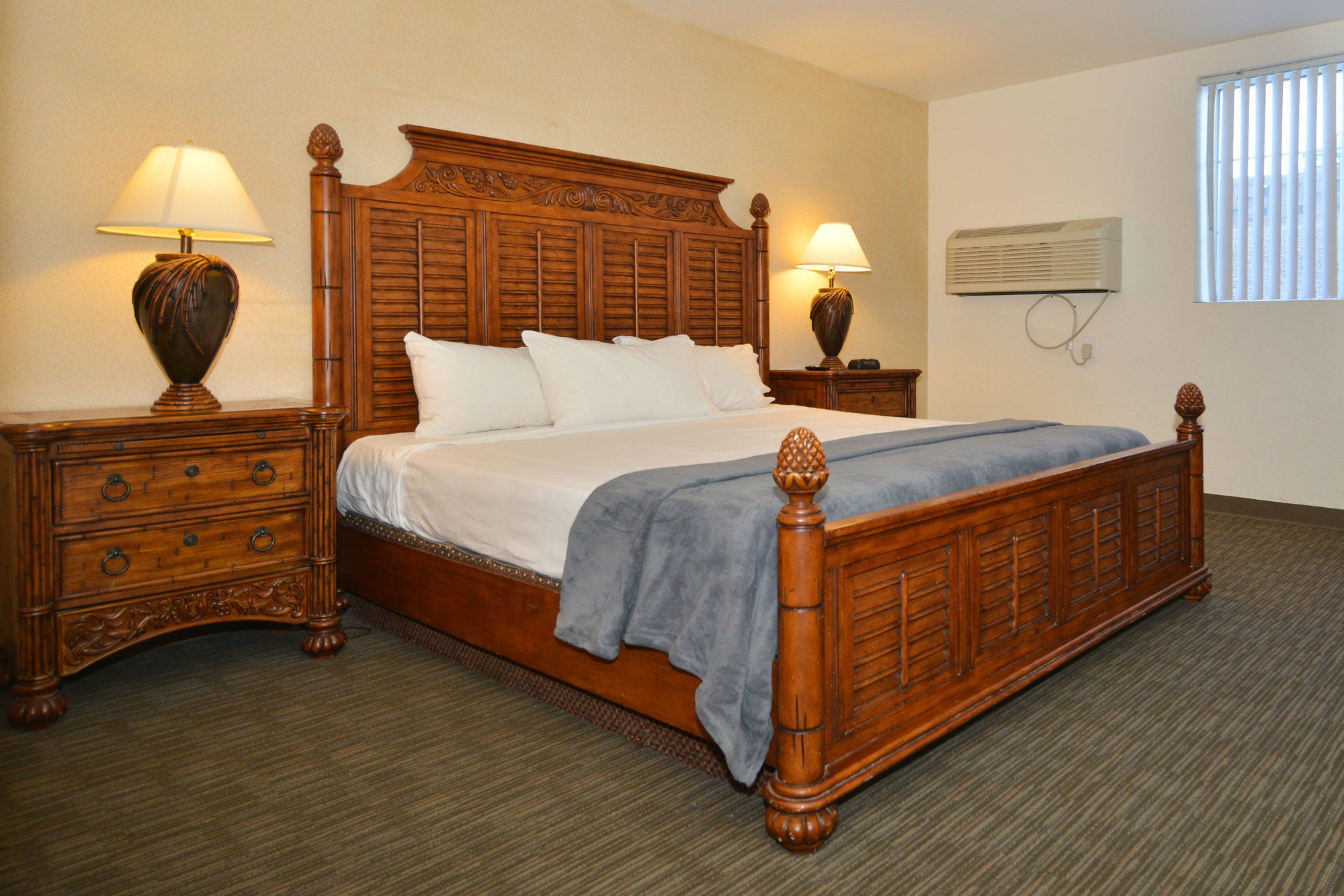 Фото Sunrise Inn Hotel