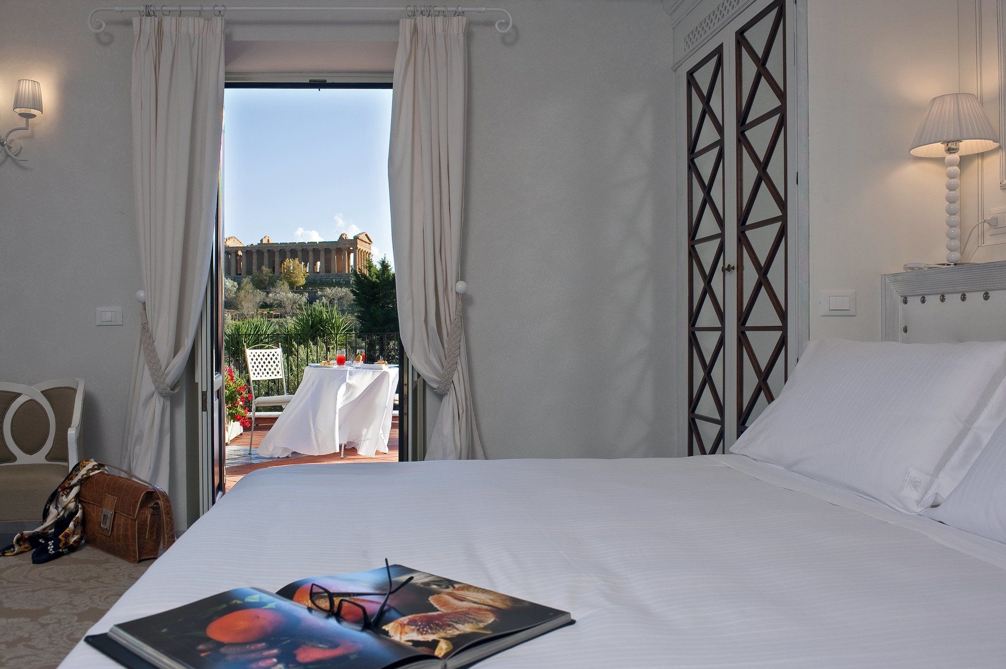 Фото Villa Athena Hotel