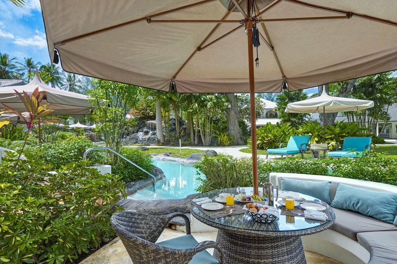 Фото Colony Club by Elegant Hotels