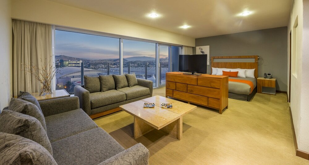 Фото Real Inn Guadalajara Expo