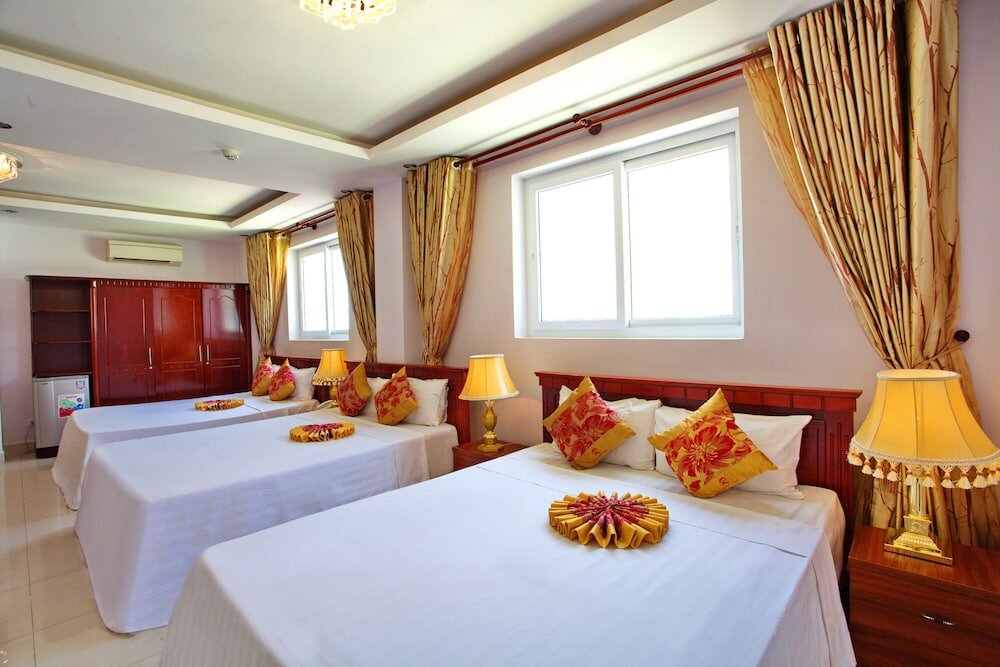 Фото Romeliess Hotel