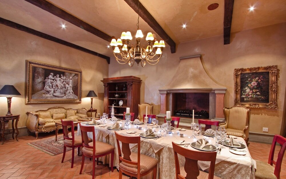 Фото Castello di Monte