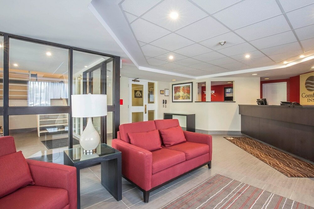 Фото Comfort Inn Pickering
