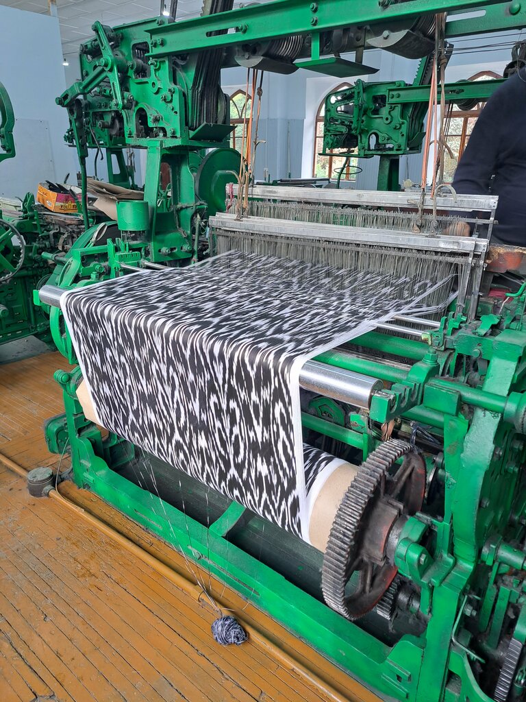 Текстильная компания Шелкопрядильная фабрика Ёдгорлик, Маргилан, фото