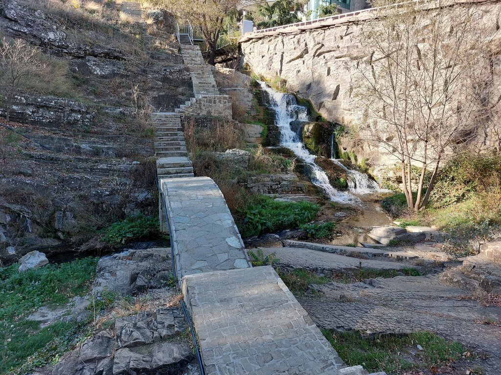 Waterfall Waterfall, Tbilisi, photo