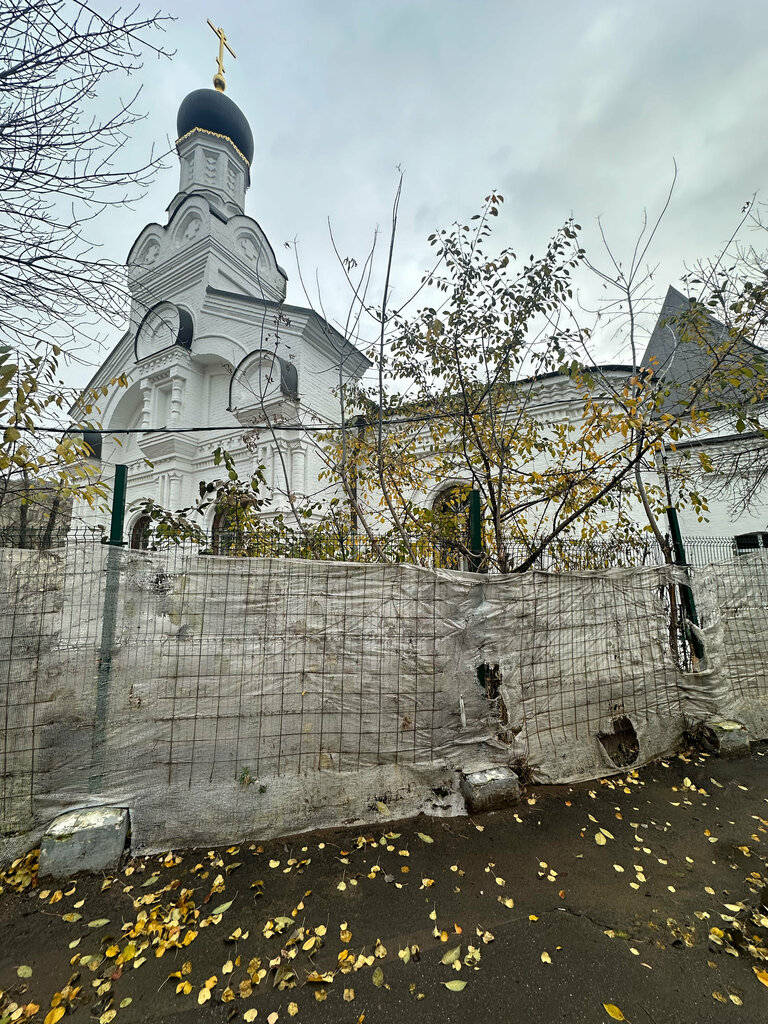 Orthodox church Khram Svyatitelya Nikolaya Mirlikiyskogo V Derbeneve, Moscow, photo